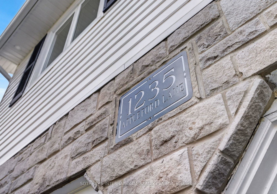 1235-appleford-lane-burlington-ontario-w13103482