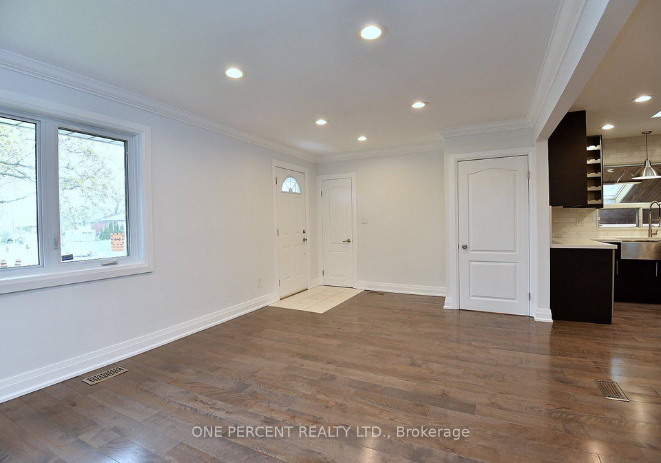 1338-de-quincy-crescent-burlington-ontario-w13103532