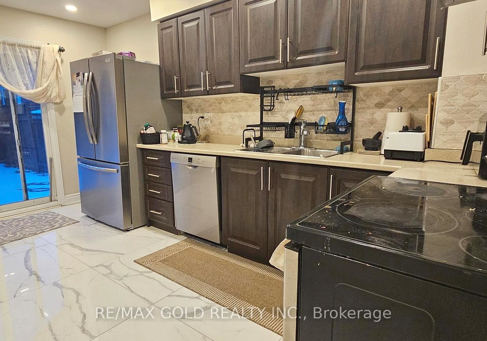 15-valonia-drive-brampton-ontario-w13103578