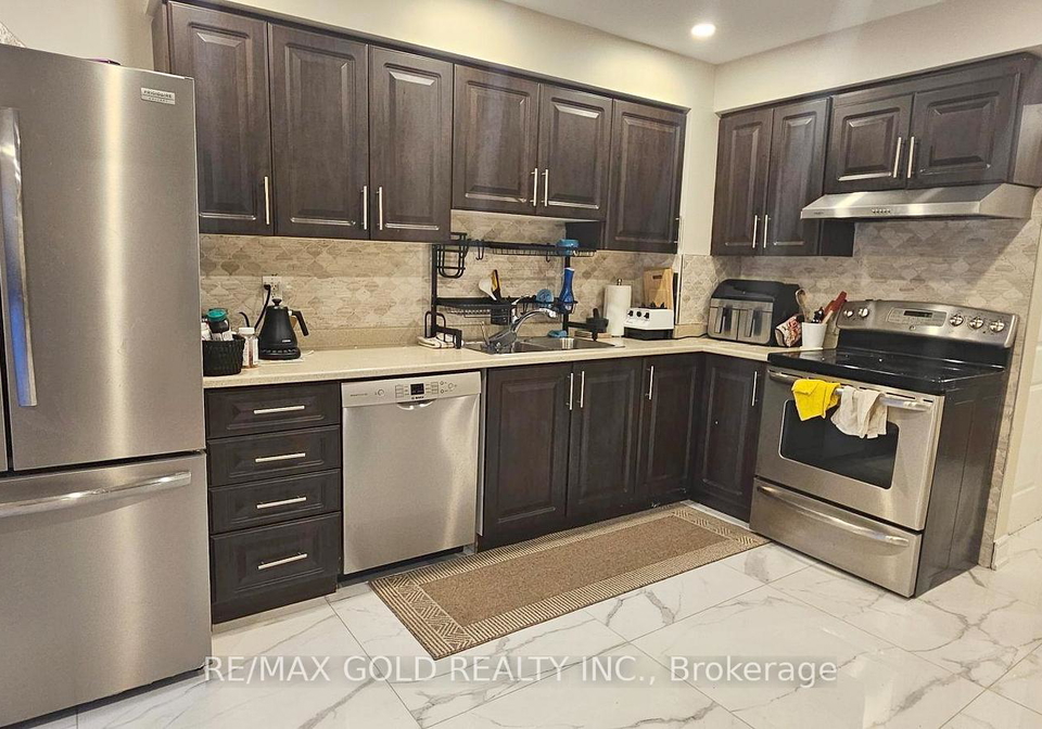 15-valonia-drive-brampton-ontario-w13103578