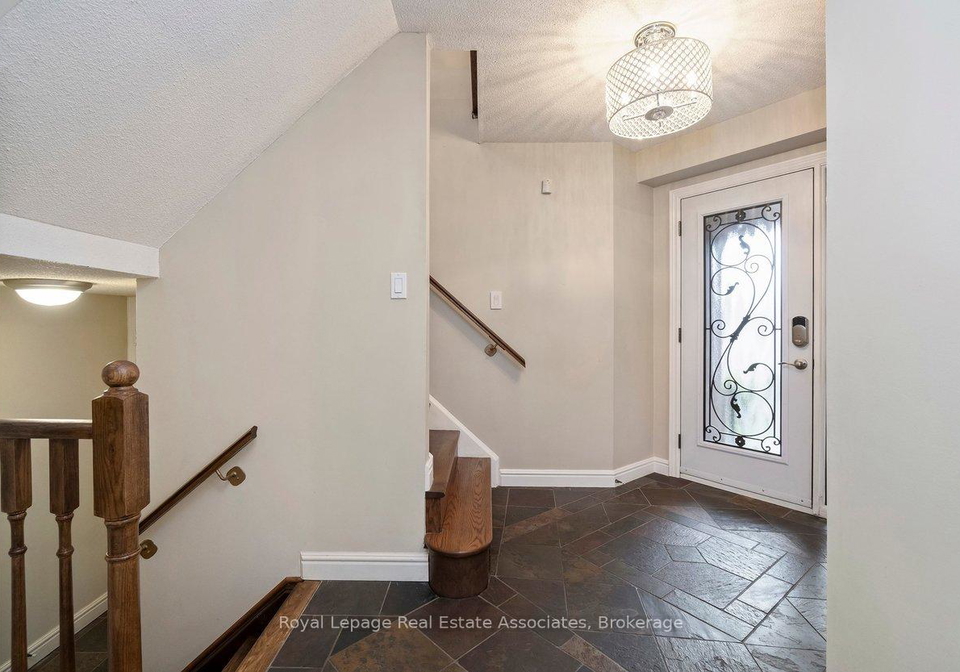 7321-sandhurst-drive-mississauga-ontario-w13103706