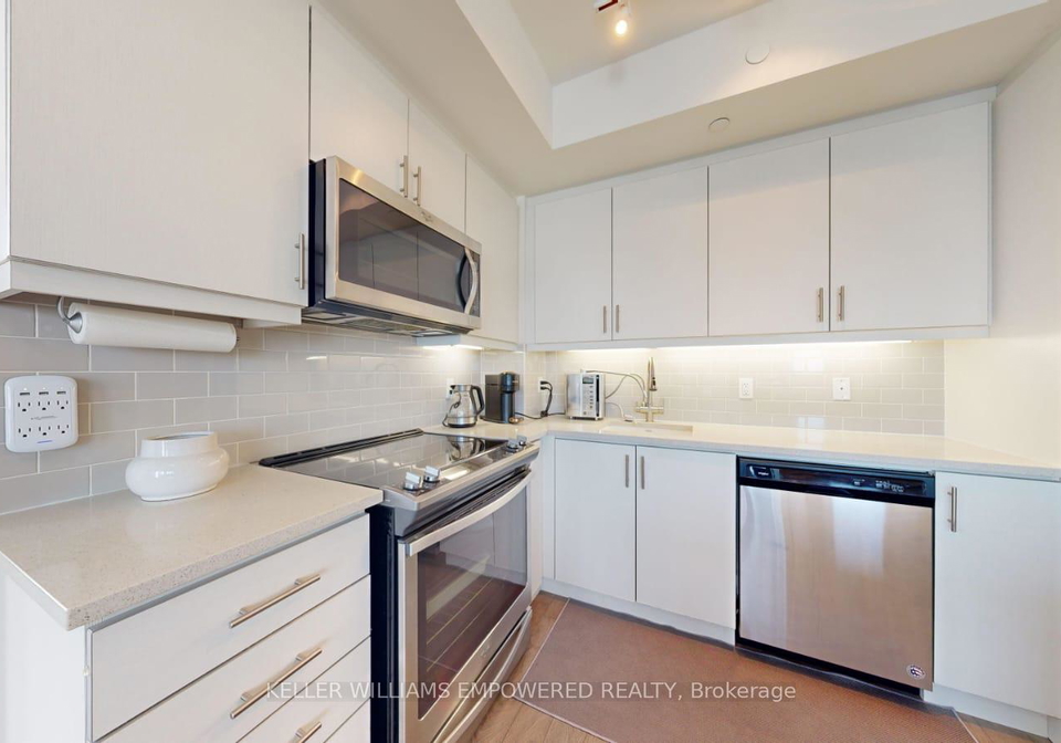 17-zorra-street-etobicoke-ontario-w13103722