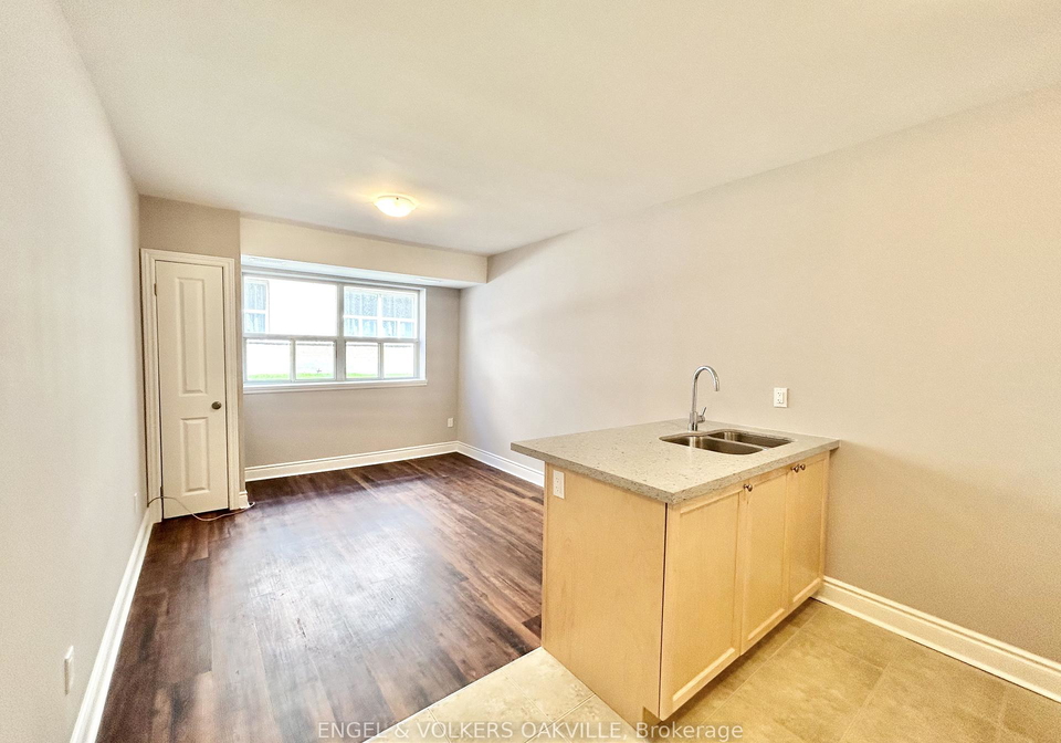 9-thirty-third-street-etobicoke-ontario-w13103798