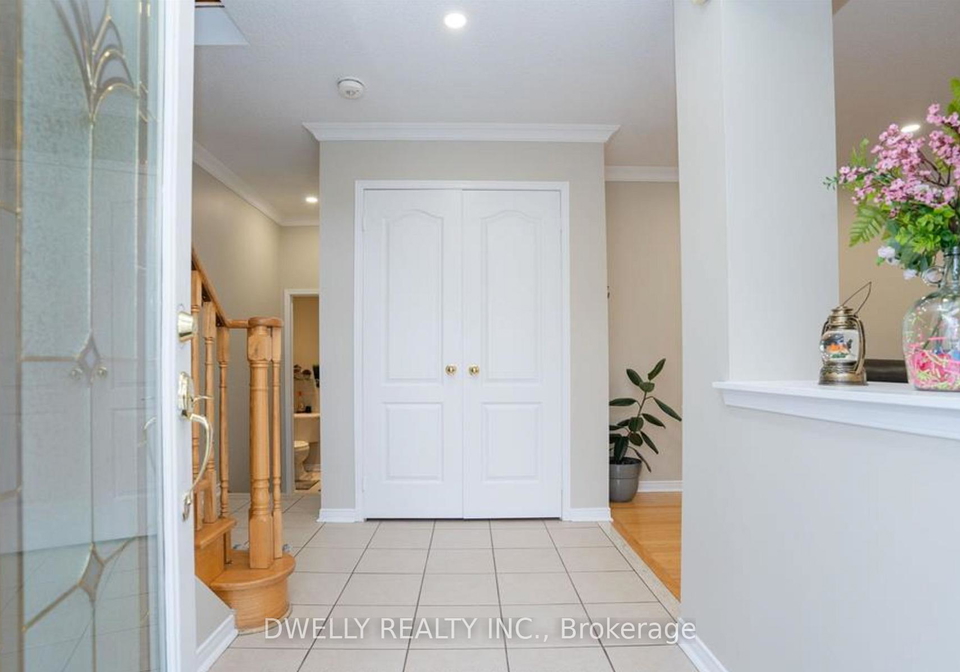29-trudelle-crescent-brampton-ontario-w13103876