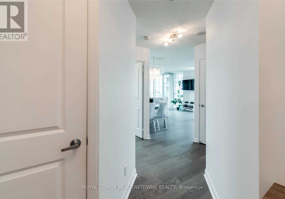 225-sherway-gardens-road-etobicoke-ontario-w13103878