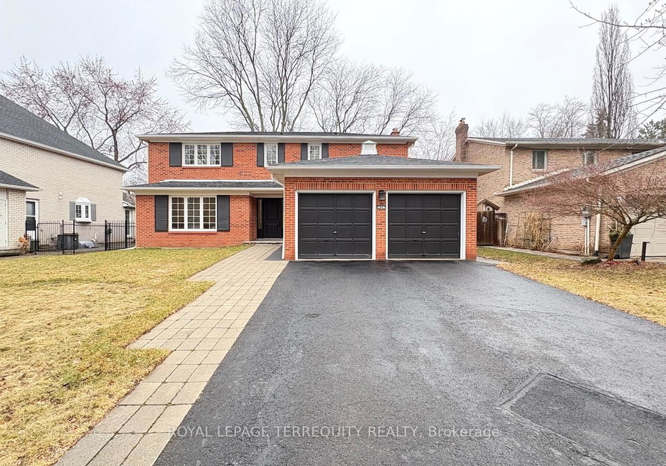 1841-sherwood-forrest-circle-mississauga-ontario-w13103888