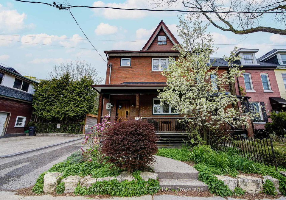 34-saunders-avenue-toronto-ontario-w13103932