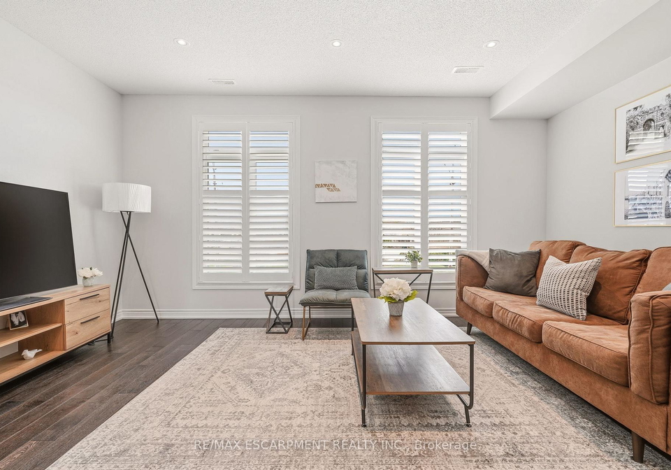 4171-palermo-common-burlington-ontario-w13103994