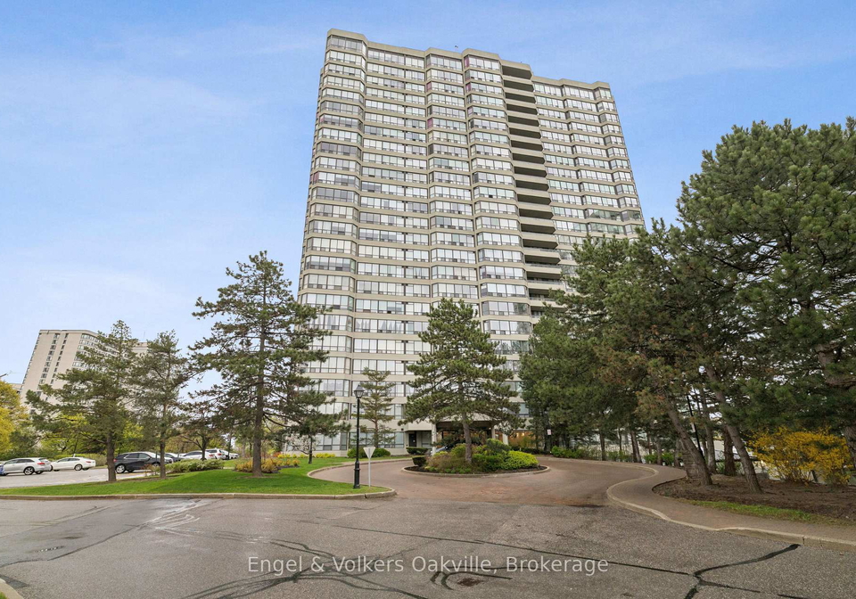 22-hanover-road-brampton-ontario-w13104262