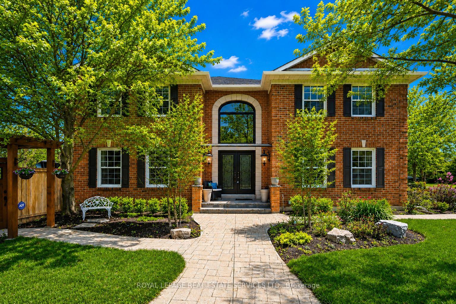 1256-fieldcrest-lane-oakville-ontario-w13104342