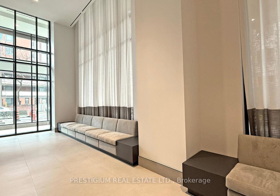 285-dufferin-street-toronto-ontario-w13104516