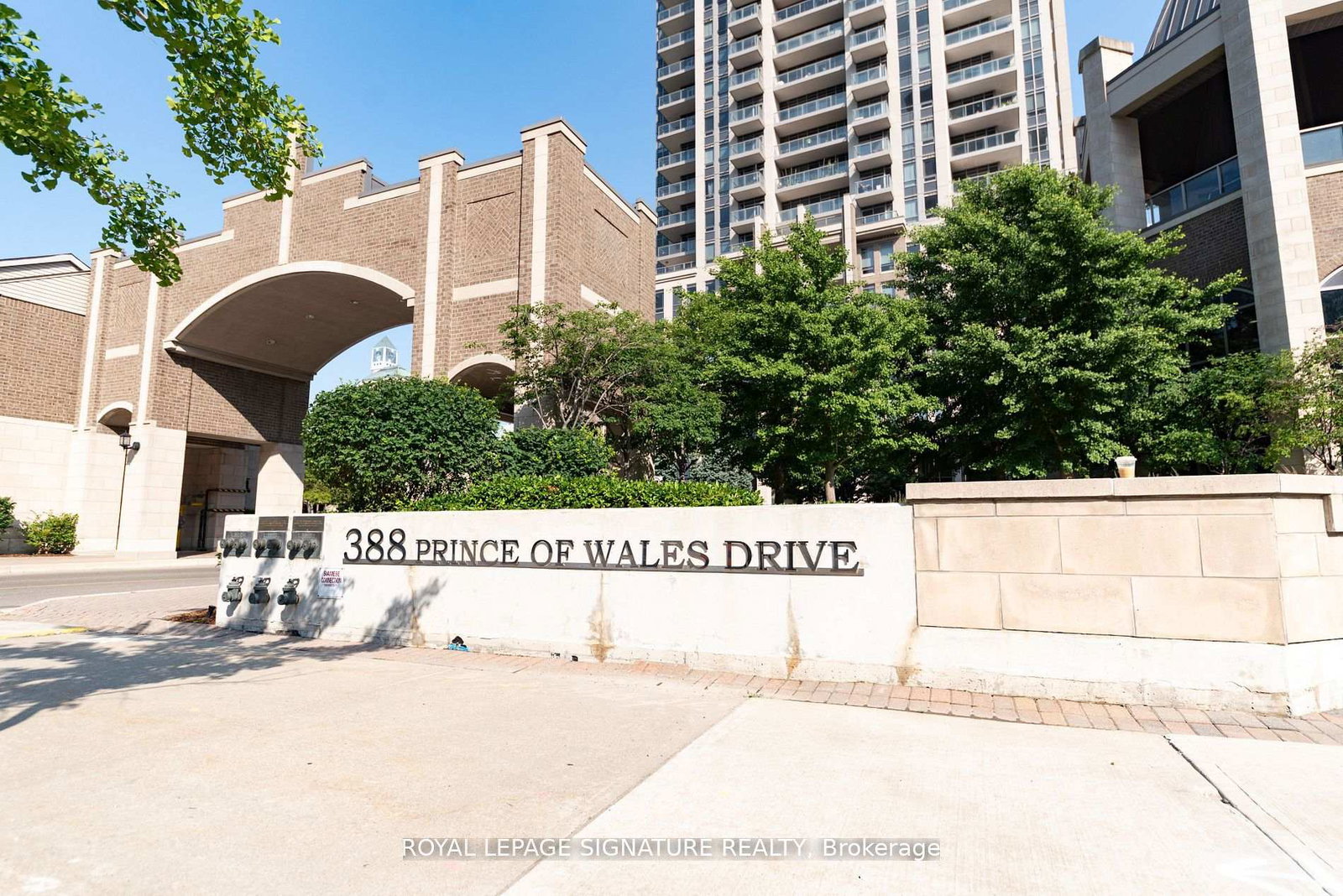 388-prince-of-wales-drive-mississauga-ontario-w13104840