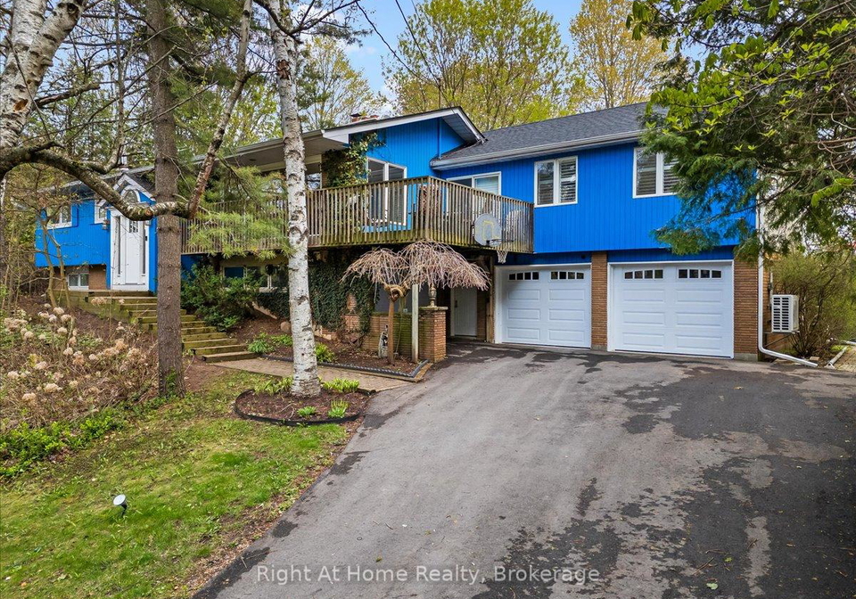 1252-britannia-road-burlington-ontario-w13105114
