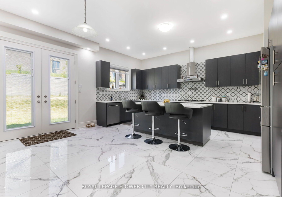 48-james-walker-avenue-caledon-ontario-w13105168