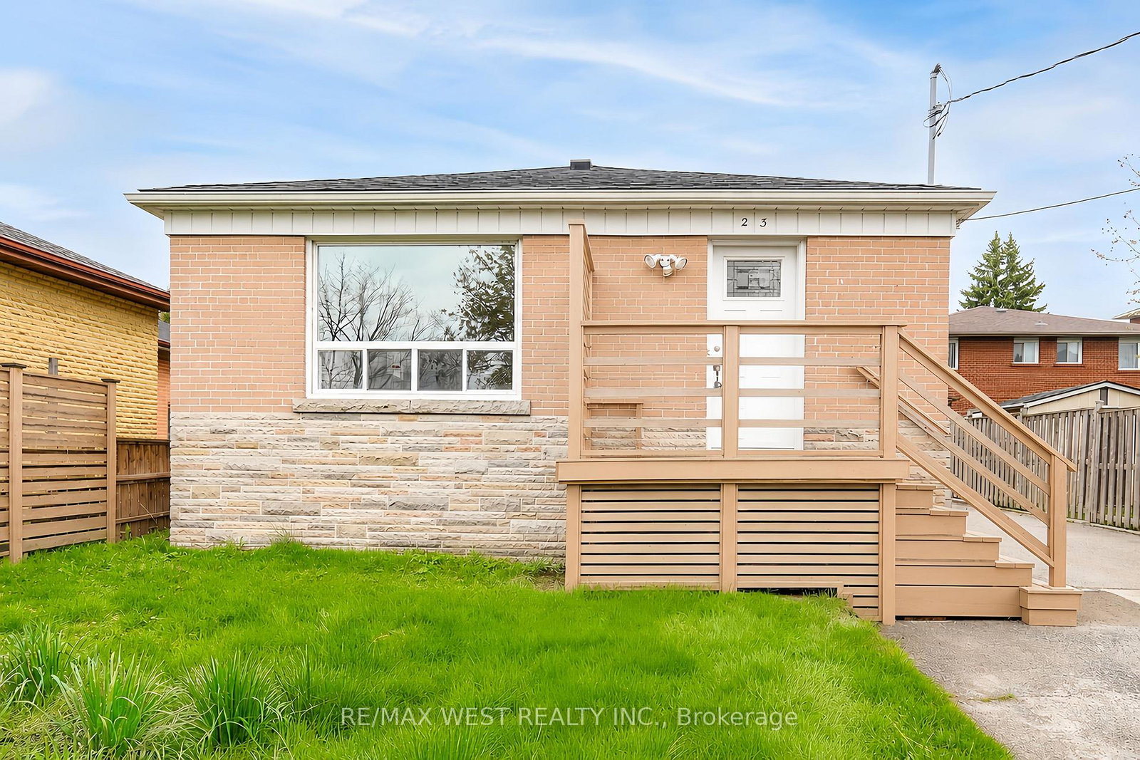 23-irwin-road-etobicoke-ontario-w13105222