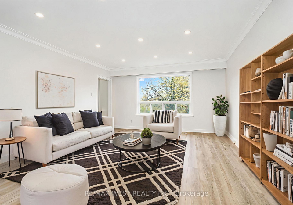 23-irwin-road-etobicoke-ontario-w13105222