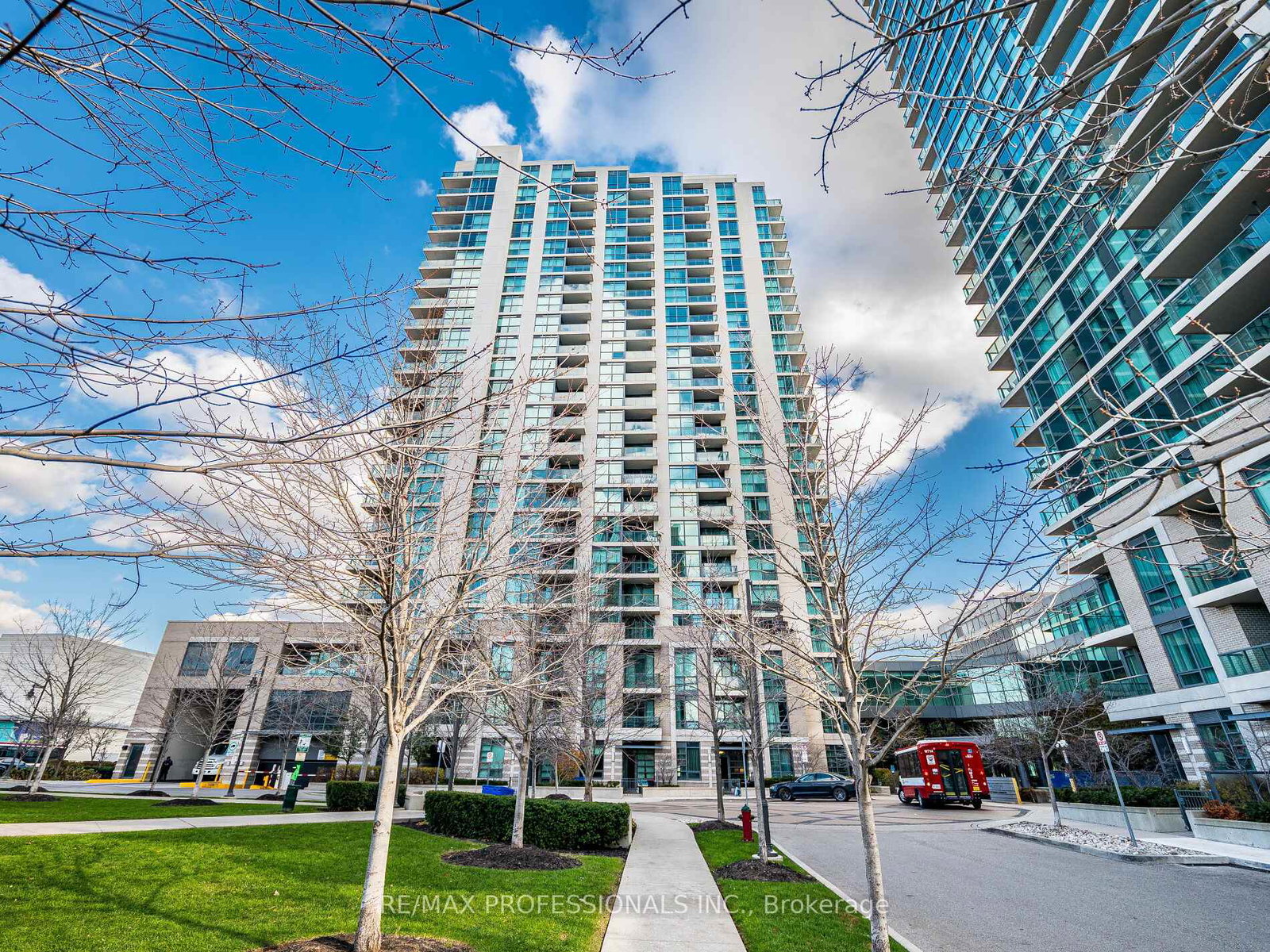 205-sherway-gardens-road-w-etobicoke-ontario-w13105246