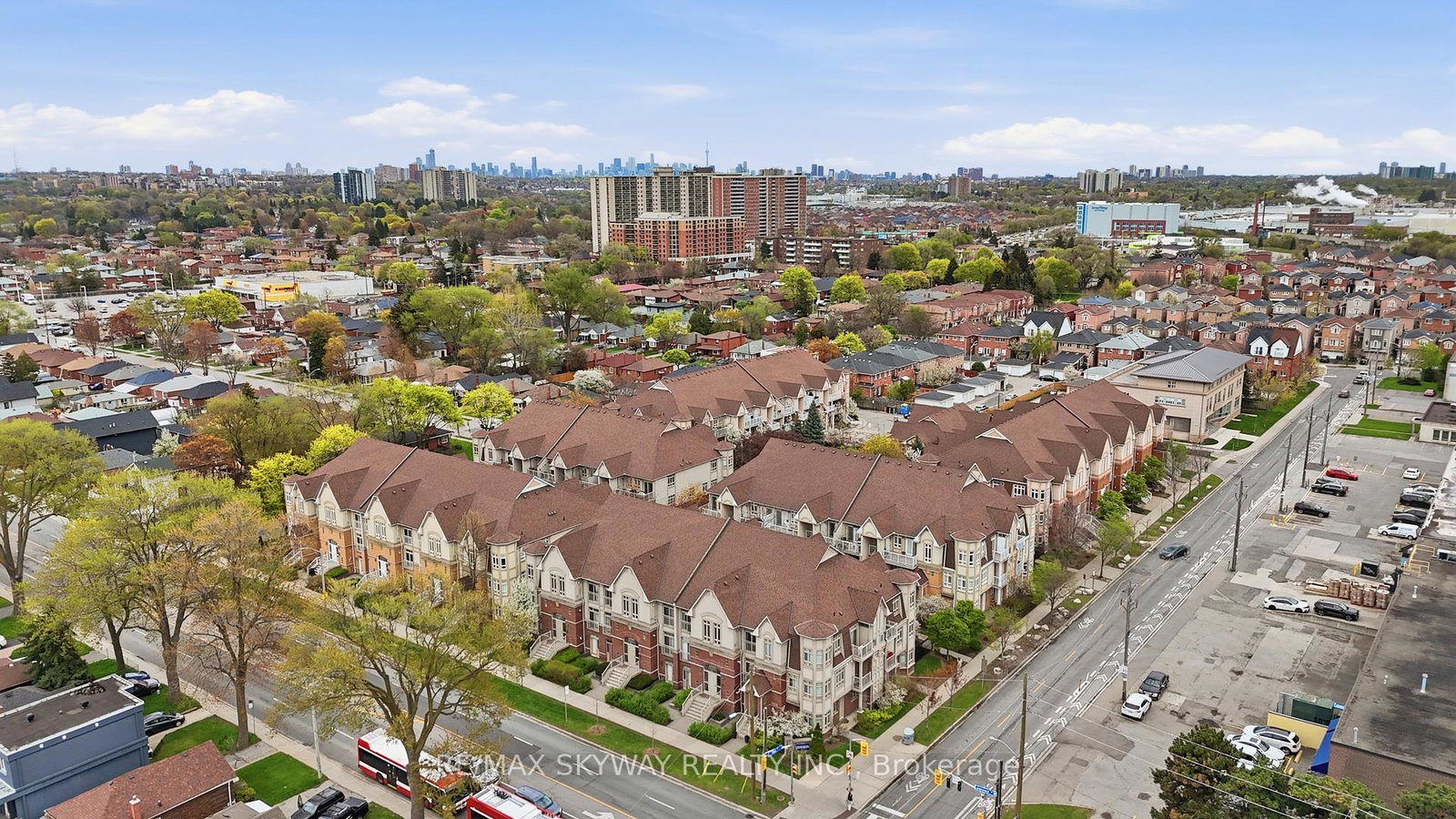 11-pine-street-north-york-ontario-w13105448