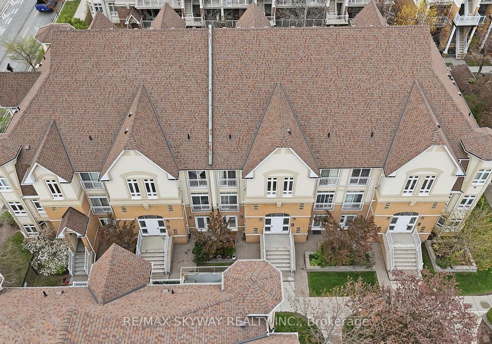 11-pine-street-north-york-ontario-w13105448