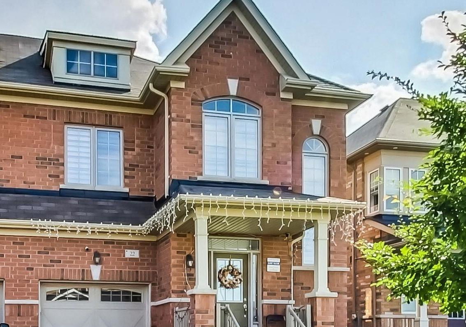 22-exhibition-crescent-brampton-ontario-w13105500