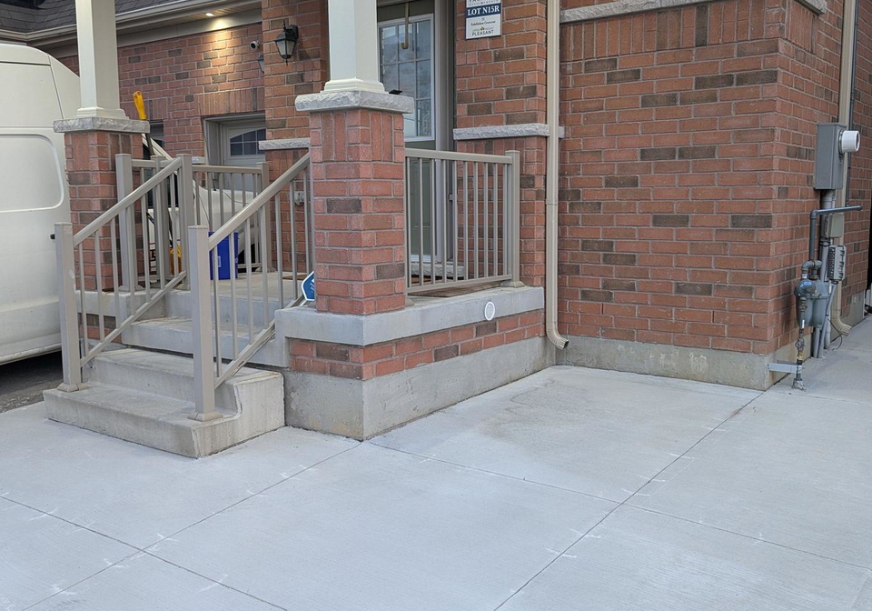 22-exhibition-crescent-brampton-ontario-w13105500