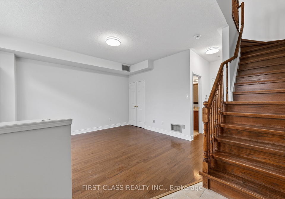 3076-lake-shore-boulevard-w-etobicoke-ontario-w13105582