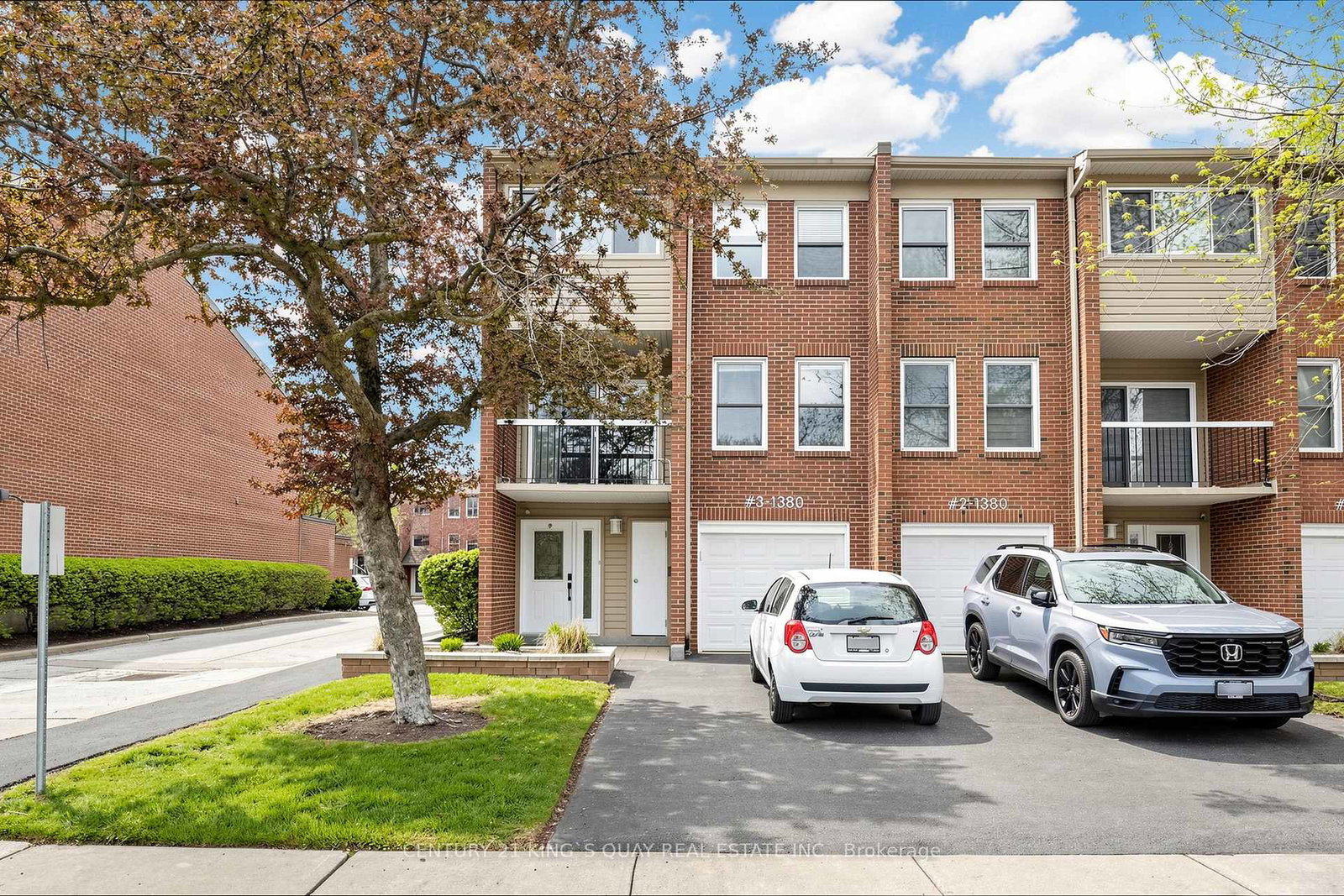 1380-hampton-street-oakville-ontario-w13105872