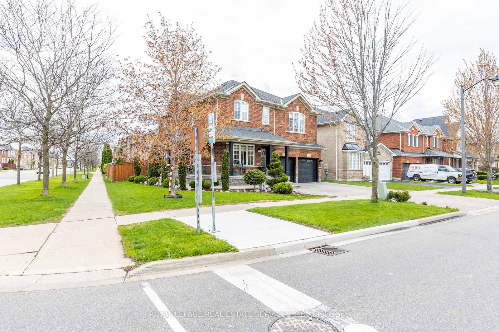 1218-costigan-road-milton-ontario-w13105898