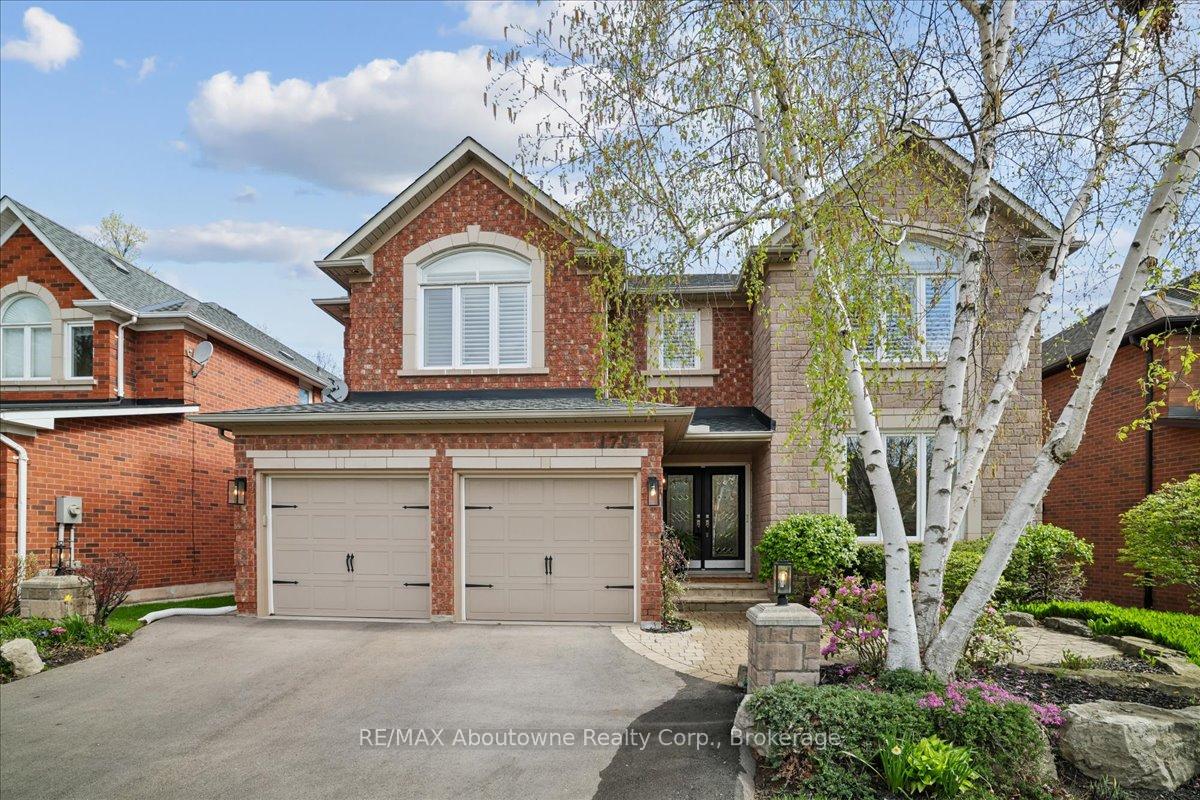 1794-glenvista-drive-oakville-ontario-w13106152