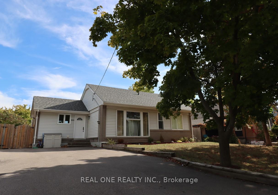 130-mayfield-drive-oakville-ontario-w13106510