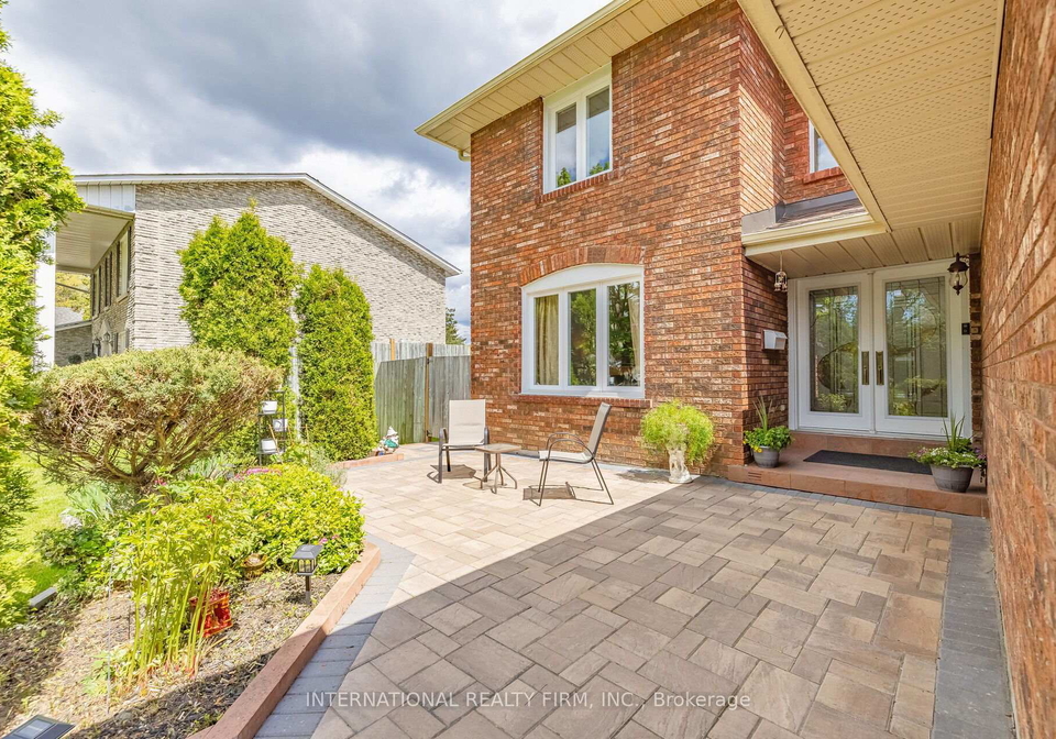 1236-fleet-street-s-mississauga-ontario-w13106646