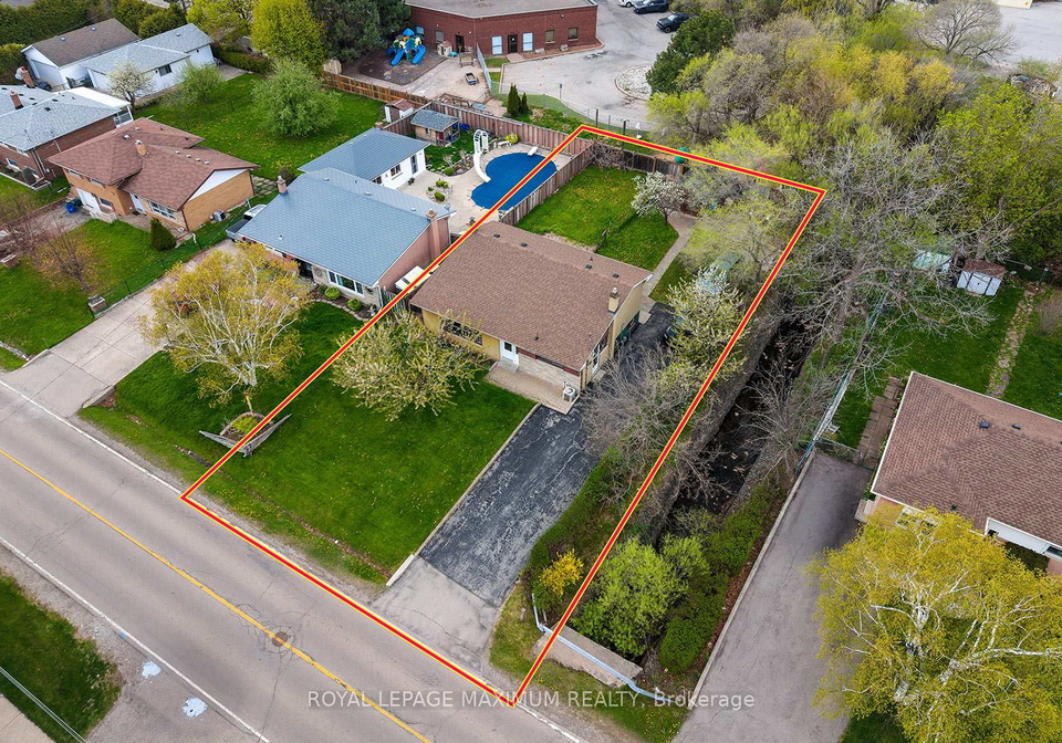 565-pinegrove-road-oakville-ontario-w13106764