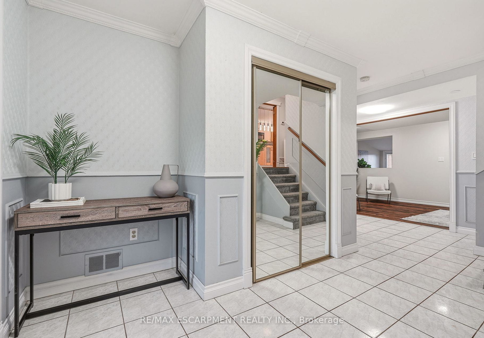 694-mullin-way-burlington-ontario-w13106794