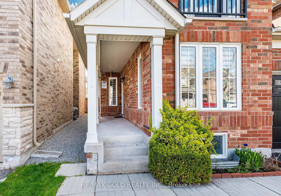 32-haverty-trail-brampton-ontario-w13106814