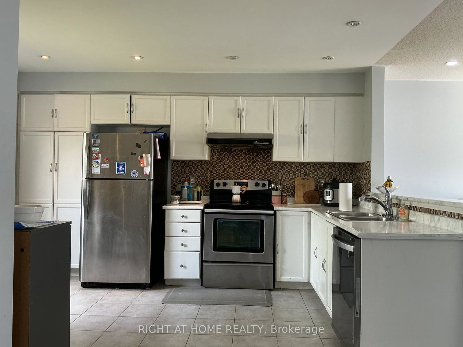 7101-branigan-gate-mississauga-ontario-w13106978