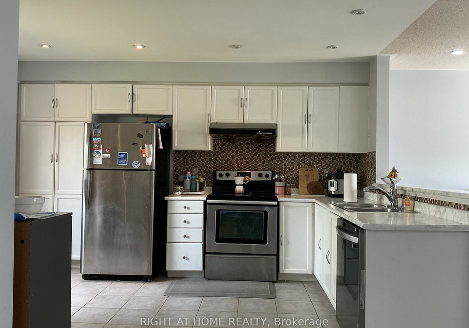 7101-branigan-gate-mississauga-ontario-w13106978