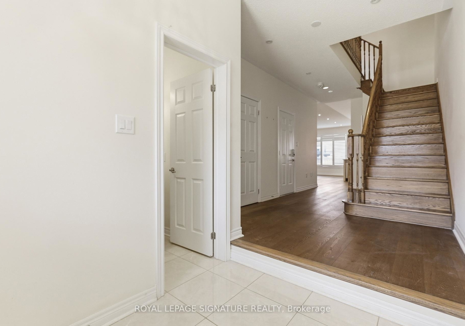 128-orchardcroft-road-oakville-ontario-w13107026