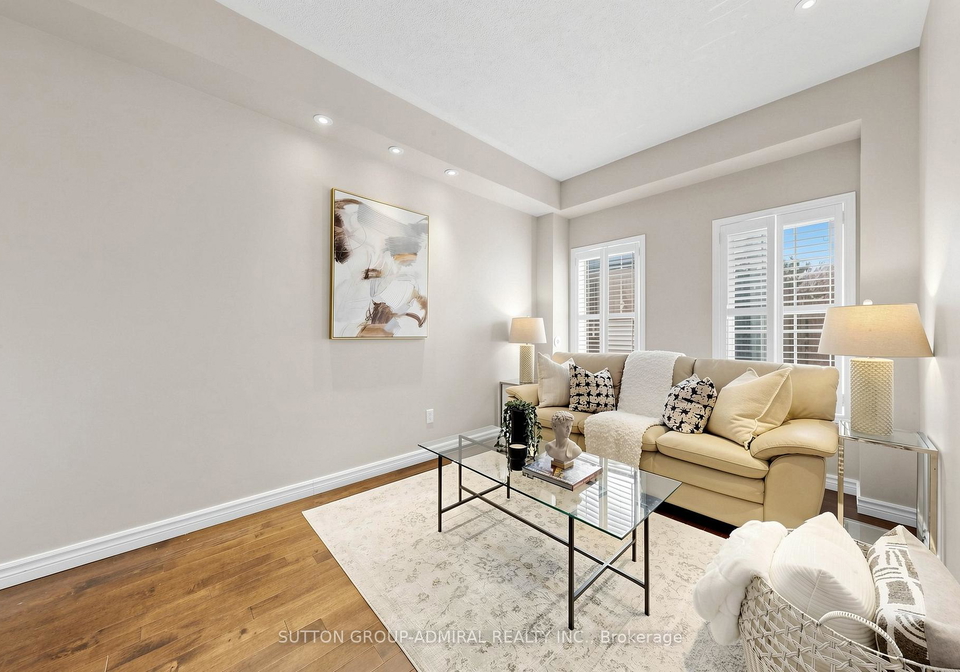 435-hensall-circle-mississauga-ontario-w13107096