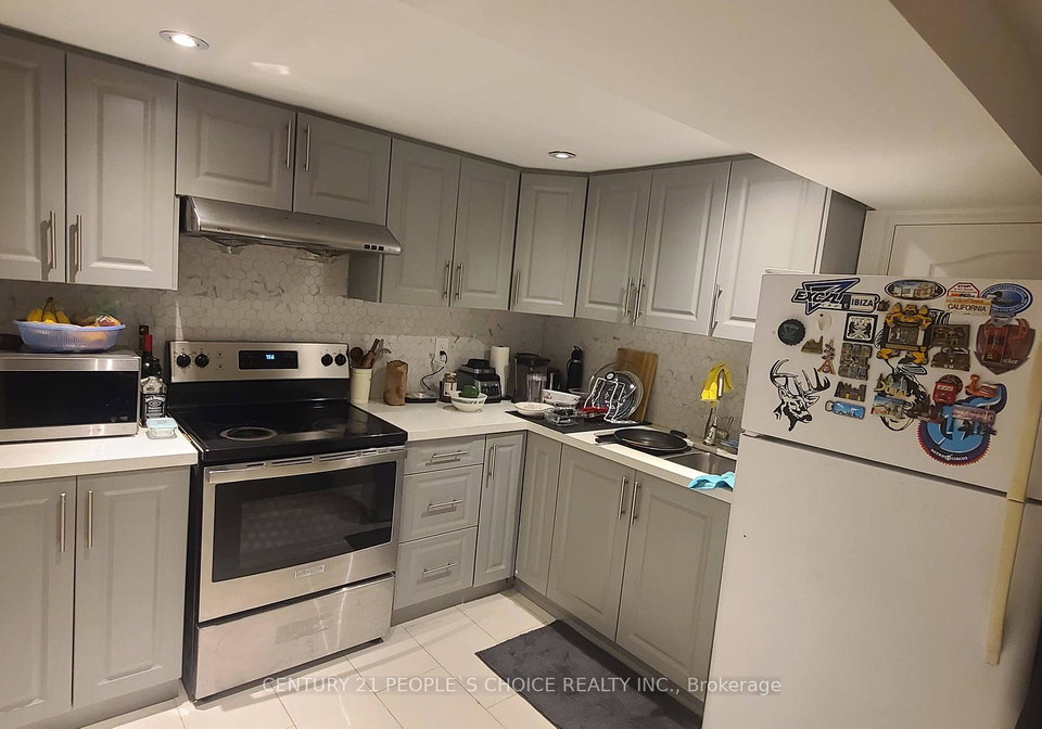 3-erindale-crescent-brampton-ontario-w13107116