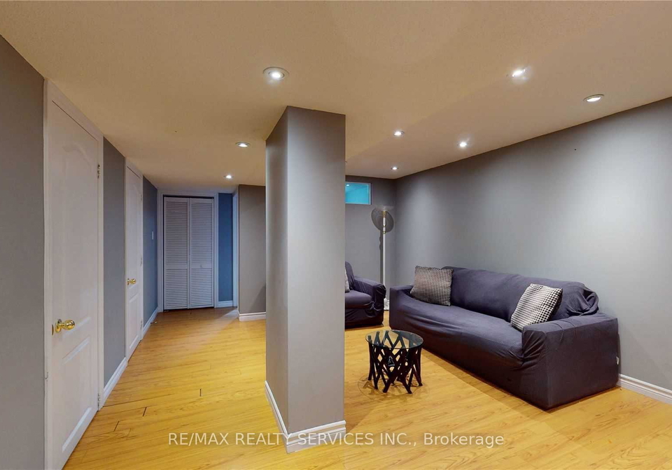 44-elmstead-court-brampton-ontario-w13107124
