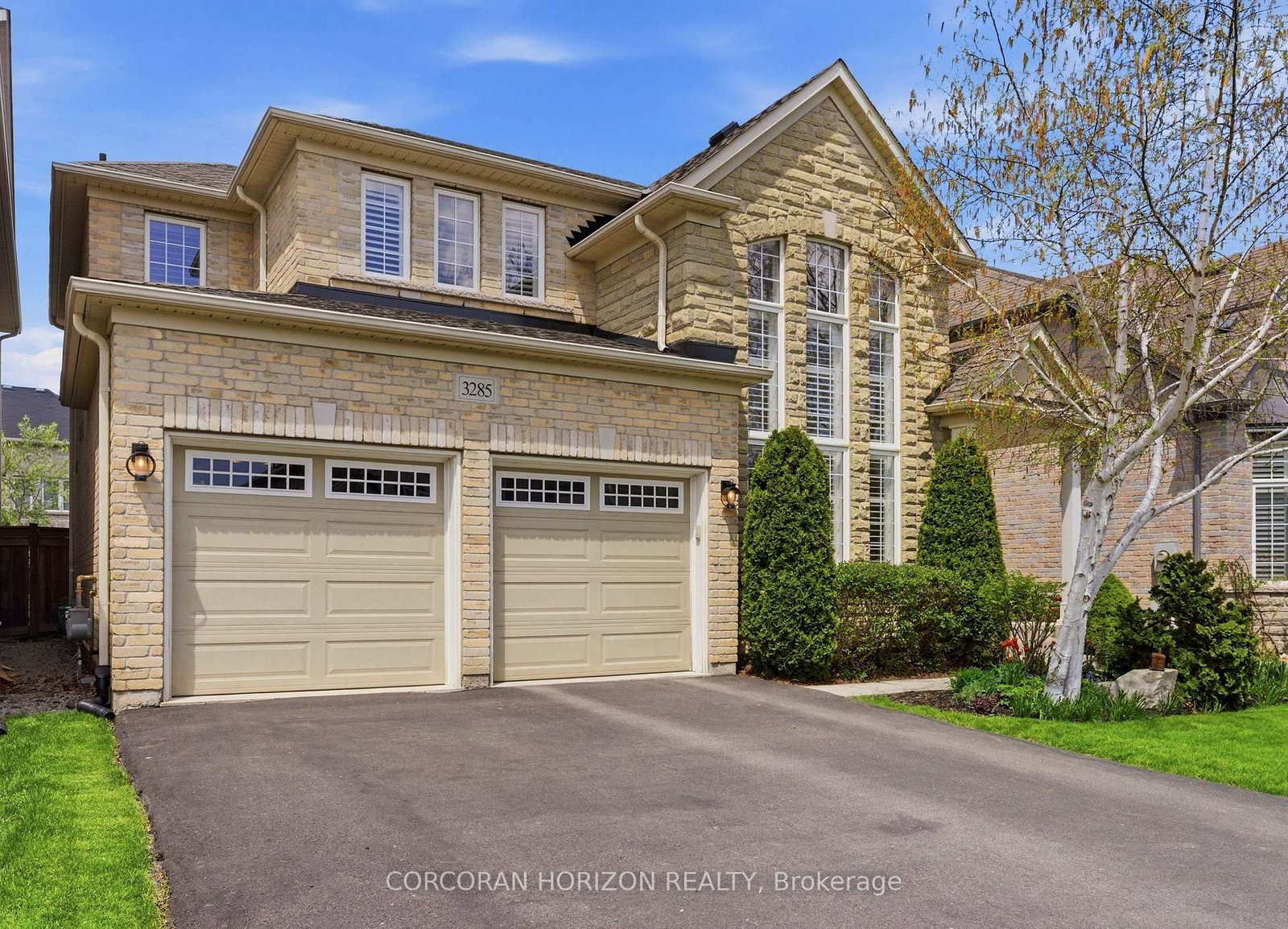 3285-liptay-avenue-oakville-ontario-w13107198