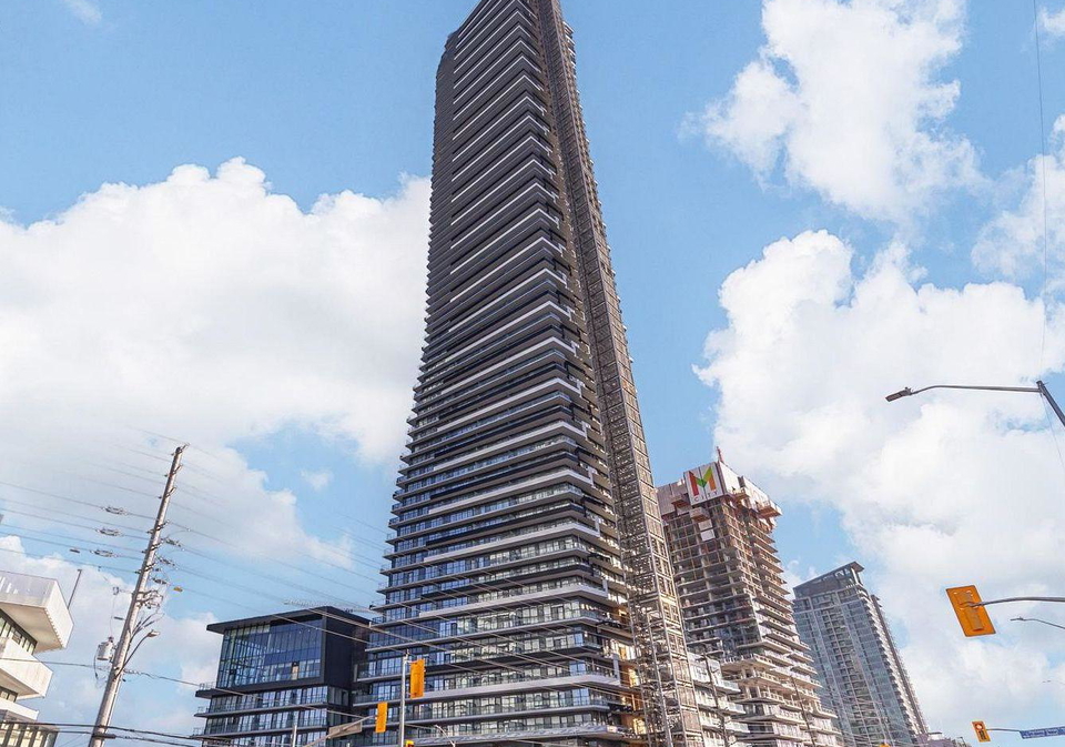 448-burnhamthorpe-road-w-mississauga-ontario-w13107210