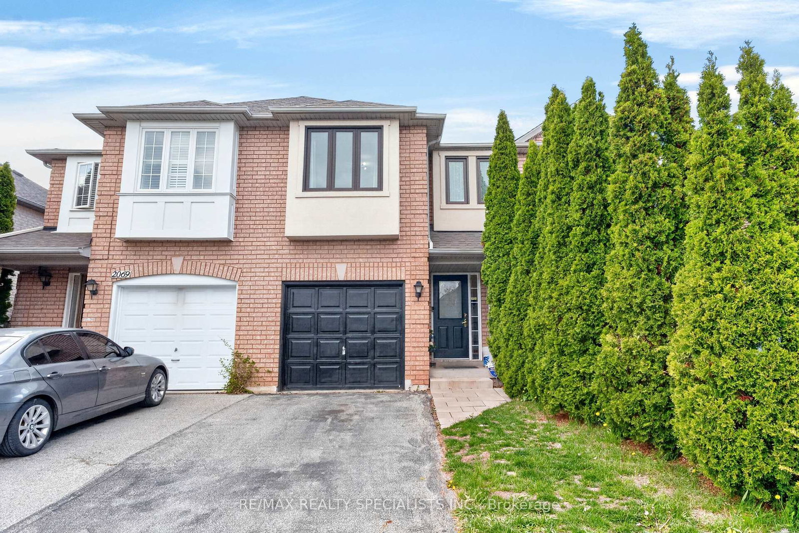 2067-golden-orchard-trail-oakville-ontario-w13107294