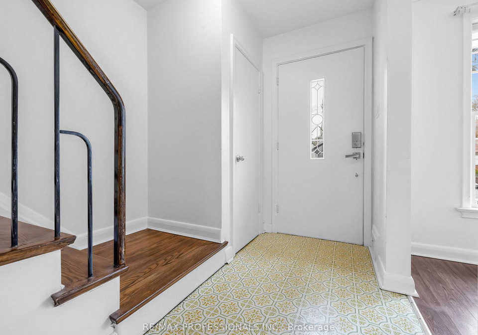 47-claymore-drive-etobicoke-ontario-w13107334