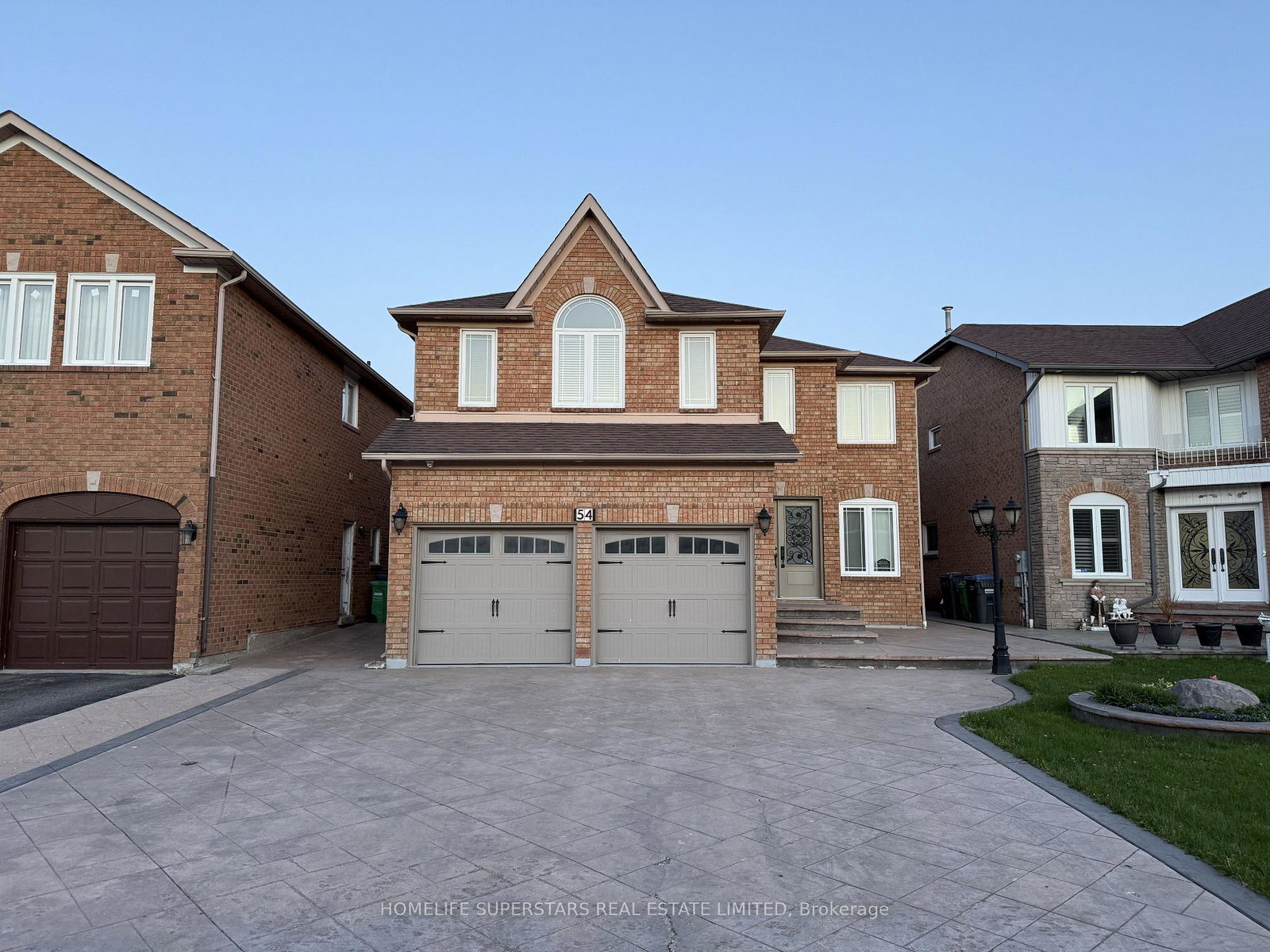 54-hollybush-street-brampton-ontario-w13107358
