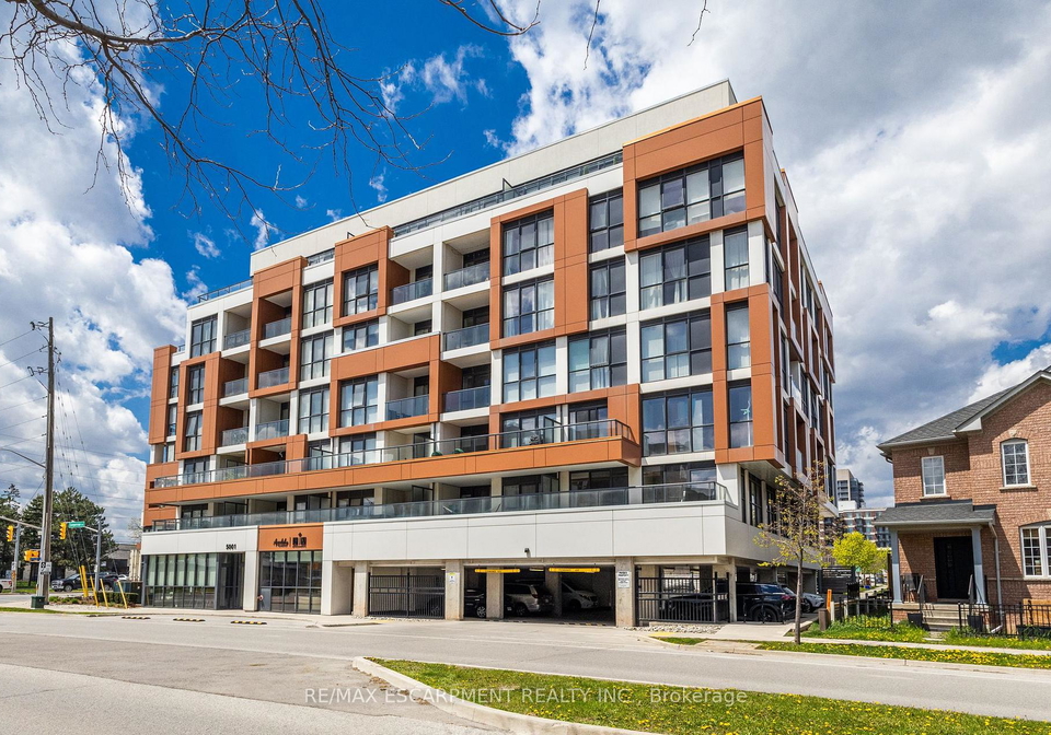 5001-corporate-drive-burlington-ontario-w13107364