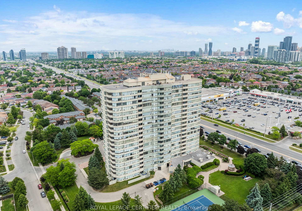 700-constellation-drive-mississauga-ontario-w13107378