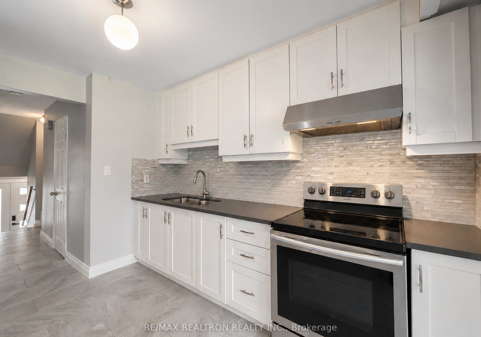 3525-brandon-gate-mississauga-ontario-w13107500