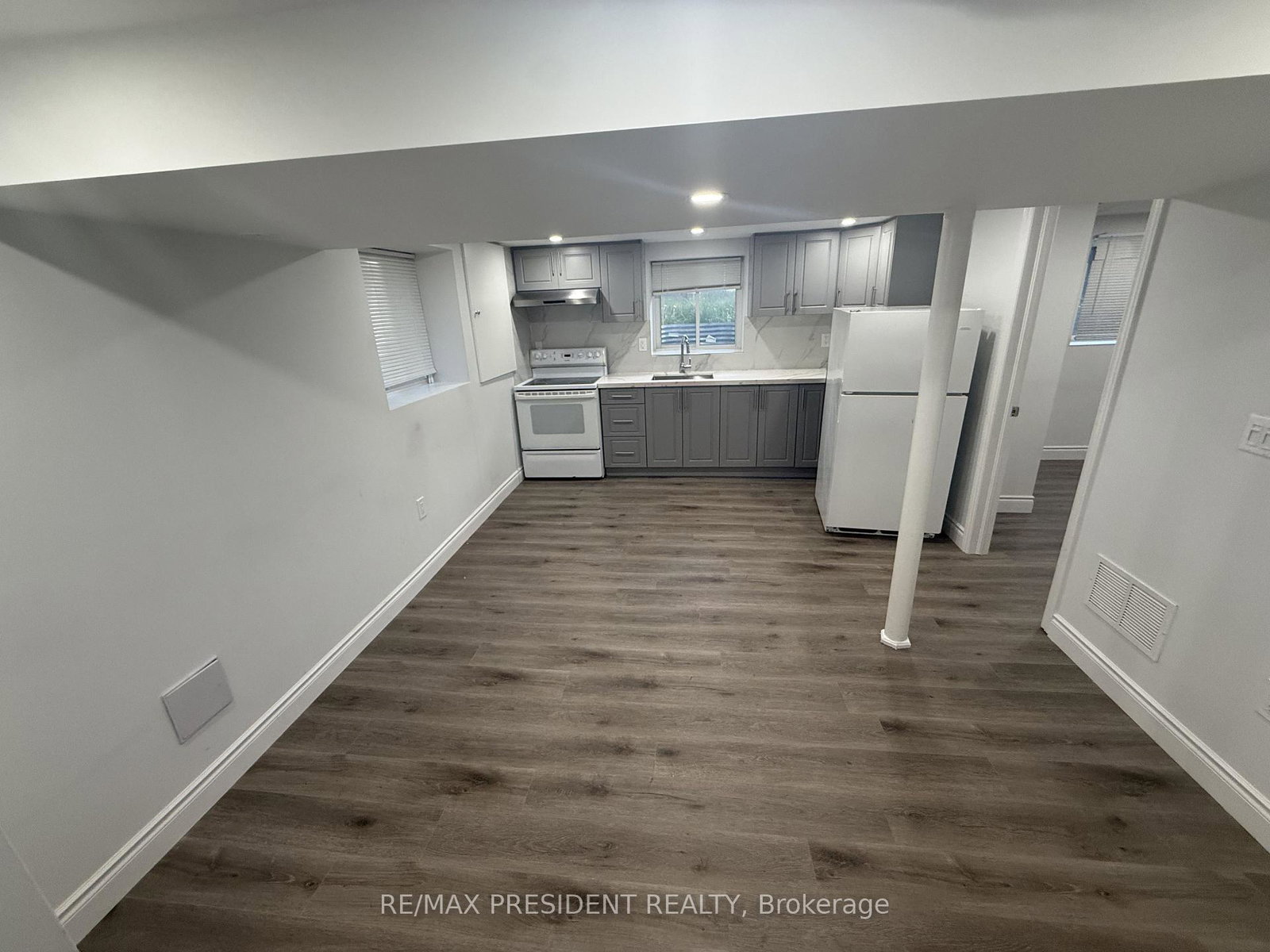 45-elmvale-crescent-etobicoke-ontario-w13107560
