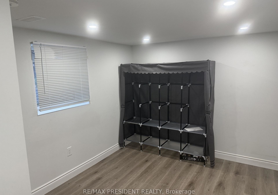 45-elmvale-crescent-etobicoke-ontario-w13107560